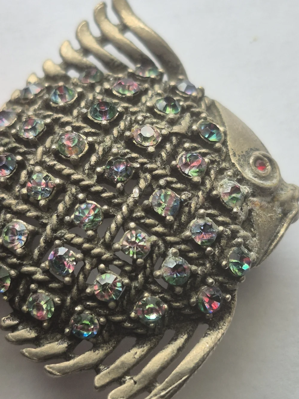 Vintage Aurora Borealis Rhinestone Fish Brooch – Mid Century Silver Tone Figural